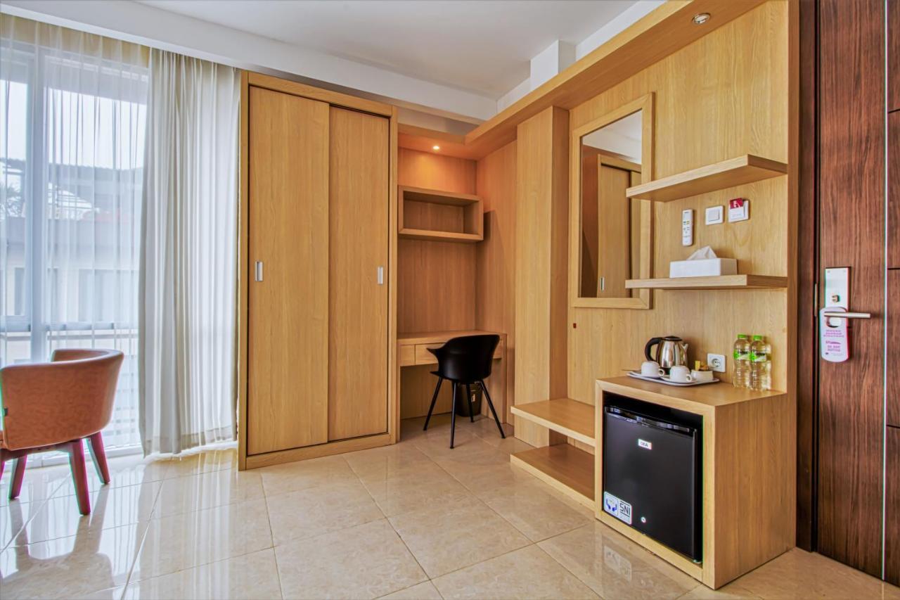 D'Padmaya Residence Jakarta Buitenkant foto