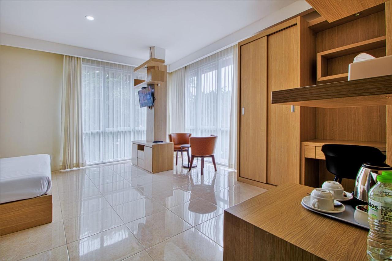 D'Padmaya Residence Jakarta Buitenkant foto